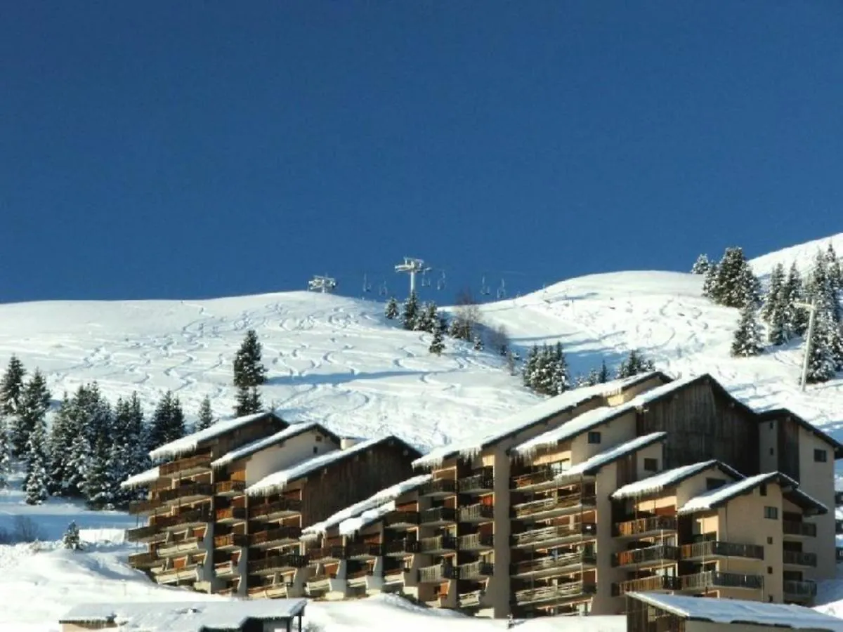 Studio Cabine 4 Pers Au Pied Des Pistes Avec Parking Gratuit - Auris En Oisans - Fr-1-297-151 Apartment